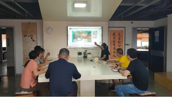 梦想工厂开展主题为“短视频设置、拍摄操作指南交流会”